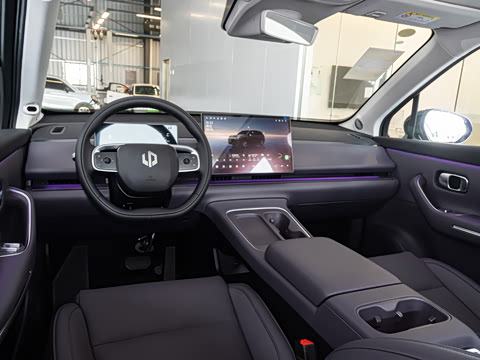 2025 Leapmotor C10 Image 15